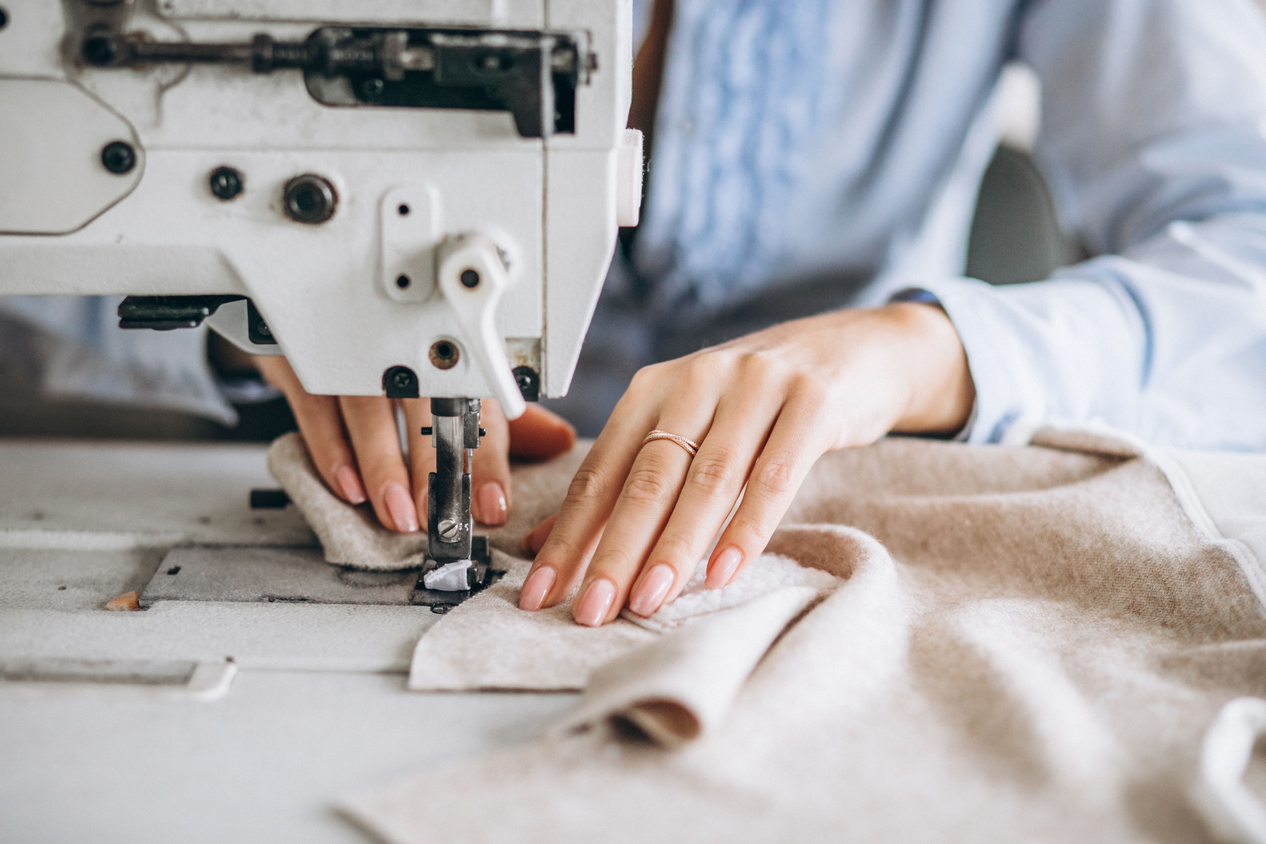 Join Our Team & Weave Your Future With Us!